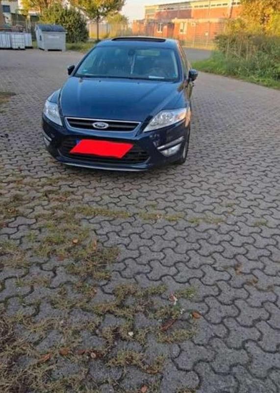 Blau Gebraucht 2012 Ford Mondeo Champions Edition Kombi | 5.500 € (Fairer Preis) - Bild 1/4
