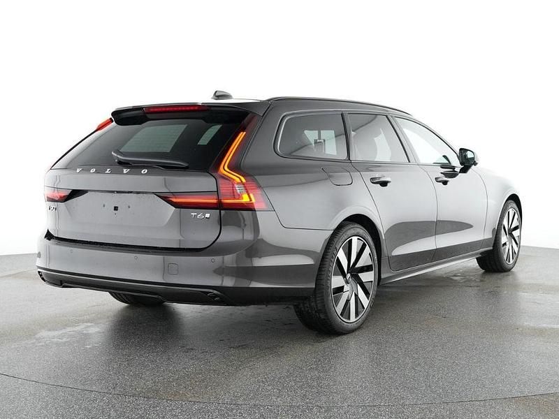 Gebraucht Volvo V90 Plus 398 PS (292 kW) 2025 Grau Kombi