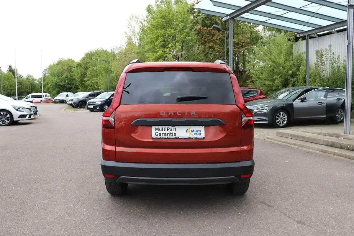 Gebraucht Dacia Jogger Extreme 101 PS (74 kW) 2022 Terrakottabraun Van / Kleinbus
