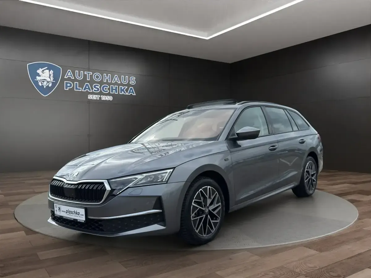 Gebraucht Skoda Octavia Tour 150 PS (110 kW) 2025