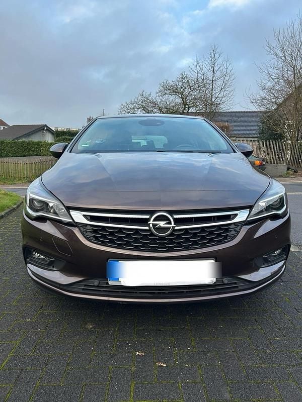 Braun Gebraucht 2017 Opel Astra Active Limousine | 8.400 € (Guter Preis) - Bild 1/4