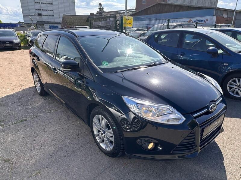 Gebraucht Ford Focus 125 PS (91 kW) 2013 Schwarz Kombi