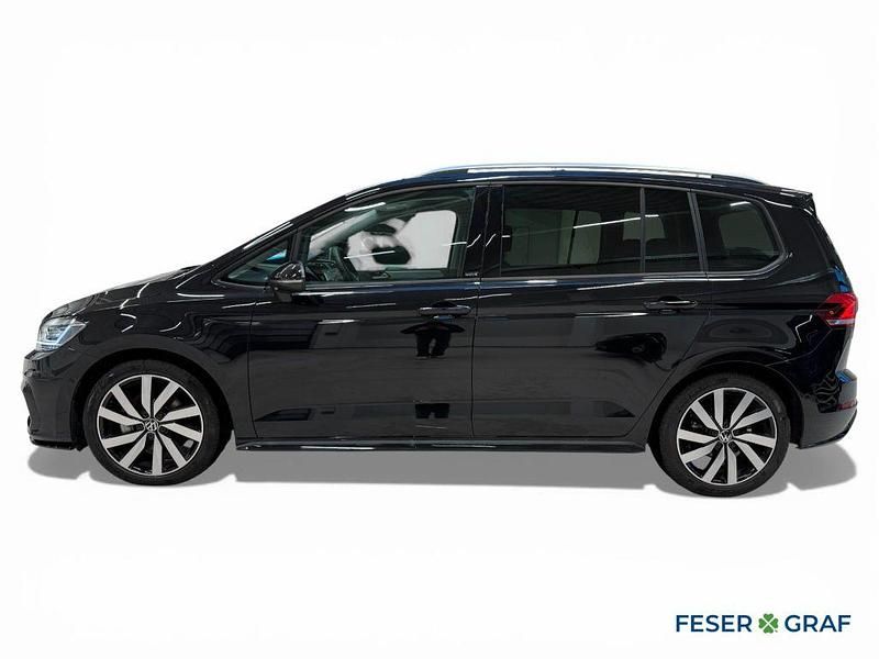 Gebraucht VW Touran 150 PS (110 kW) 2025 Deep black perleffekt Van / Kleinbus