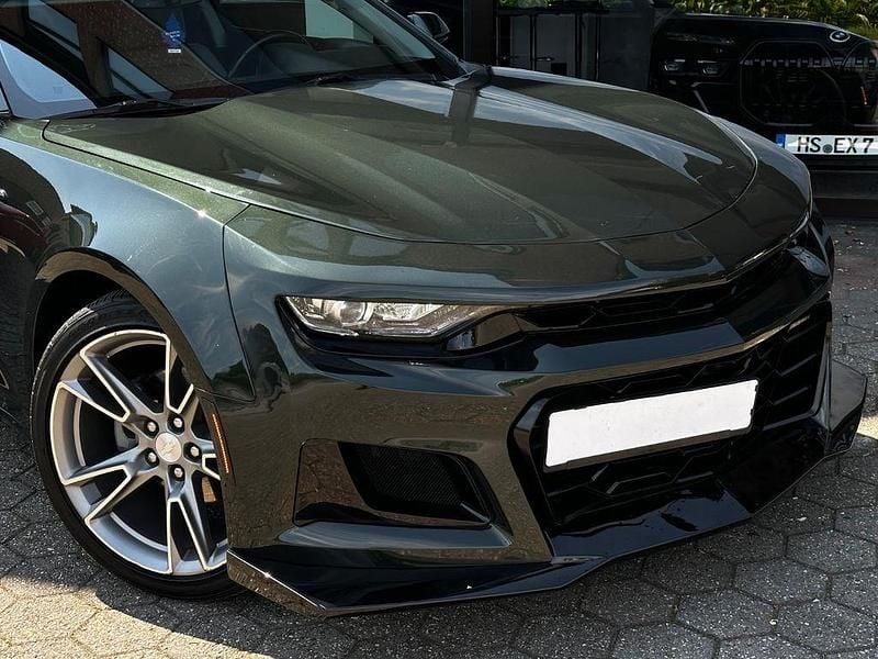 Grün Gebraucht 2020 Chevrolet Coupé Coupé | 27.900 € - Bild 1/4