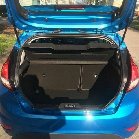 Gebraucht Ford Fiesta Titanium 125 PS (91 kW) 2014 Blau metallic Kleinwagen