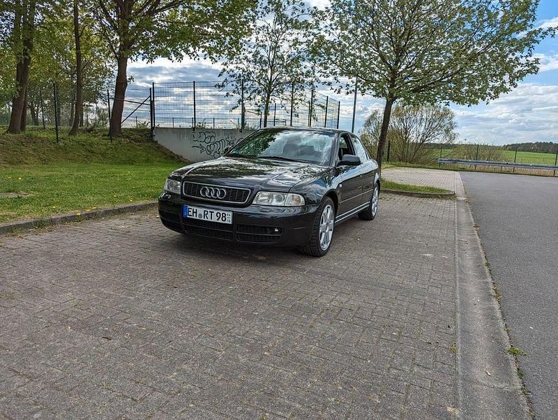 Gebraucht Audi S4 Competition 265 PS (194 kW) 1999 Schwarz Limousine