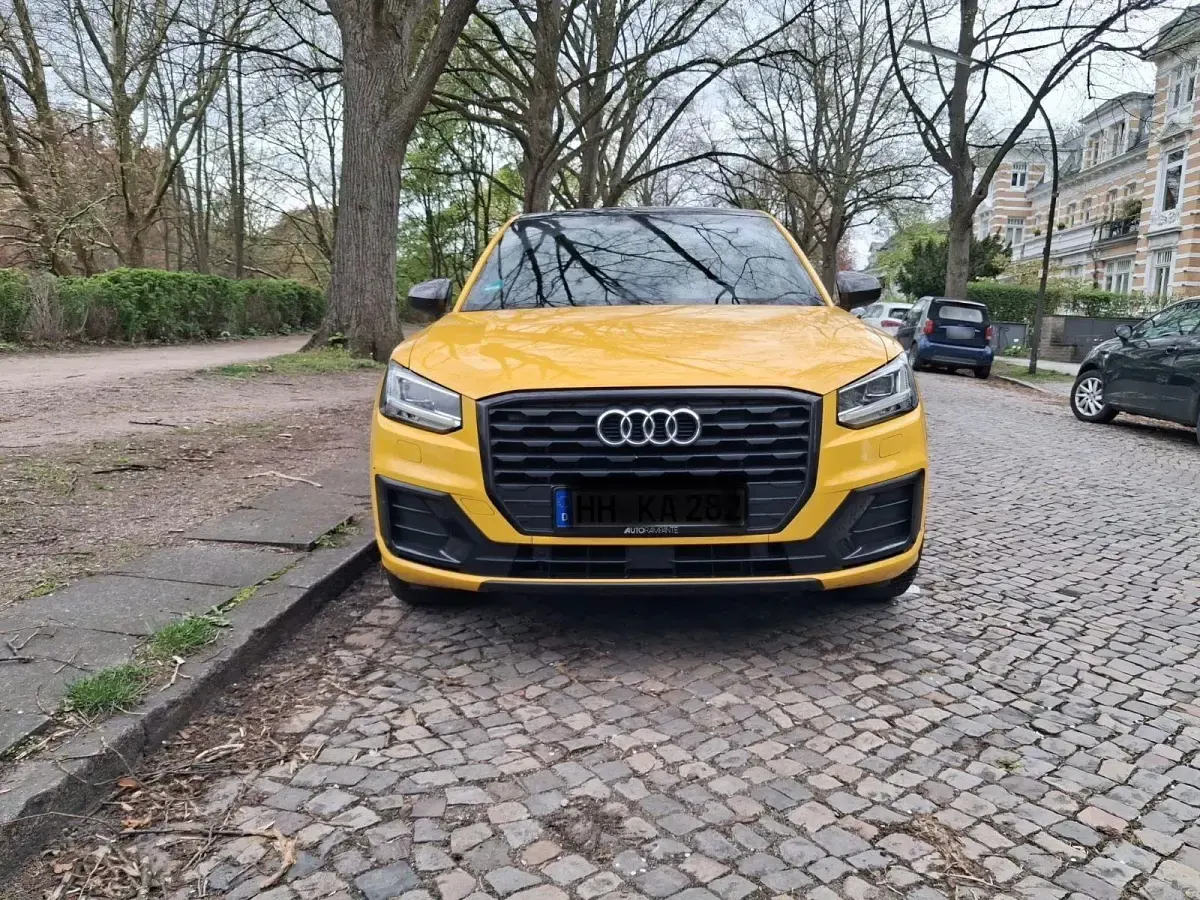 Gebraucht Audi Q2 Sport 150 PS (110 kW) 2018 Gelb SUV