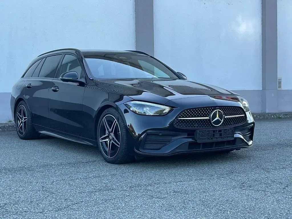 Gebraucht Mercedes C200 AMG line 163 PS (119 kW) 2023 Schwarz Limousine