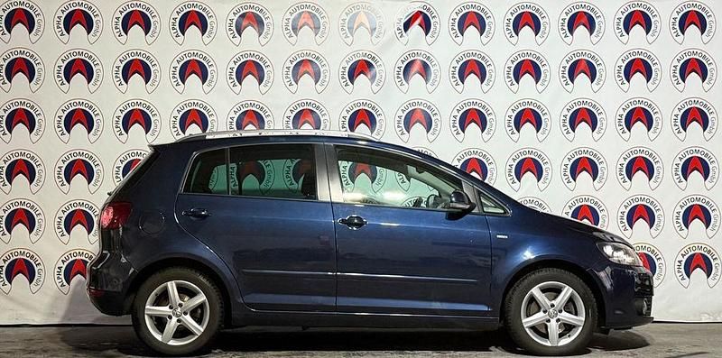 Gebraucht VW Golf VII Life 105 PS (77 kW) 2013 Night blue metallic Limousine