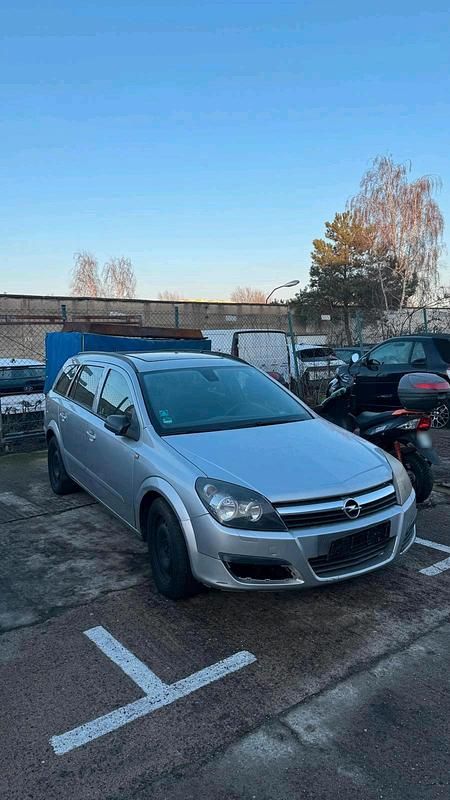 Gebraucht Opel Astra 135 PS (99 kW) 2005 Silber Kombi