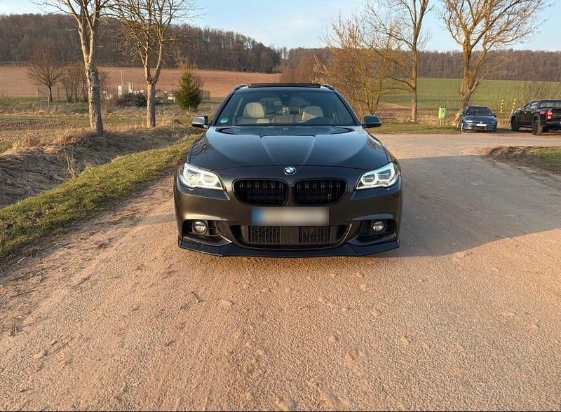 Gebraucht BMW 530 Performance 258 PS (189 kW) 2014 Braun Kombi