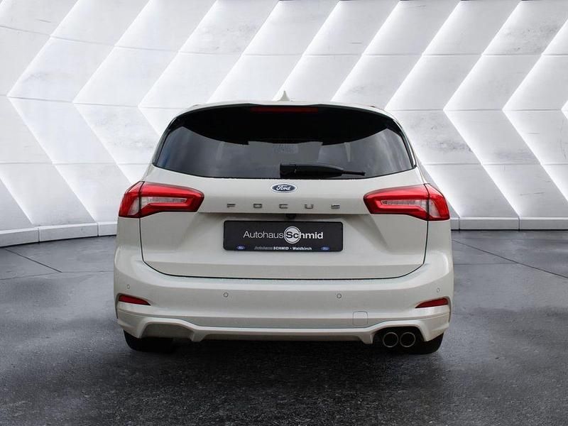 Gebraucht Ford Focus ST-Line X 155 PS (114 kW) 2021 Weiß Limousine