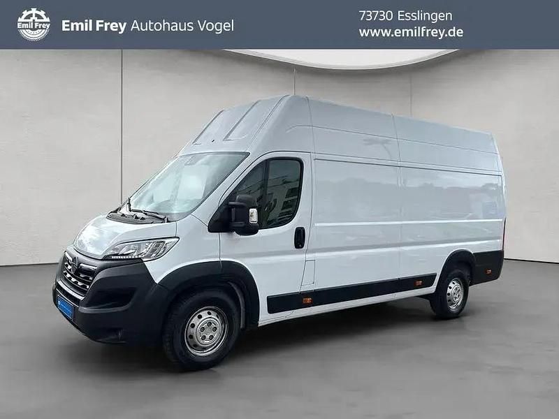 Weiß Gebraucht 2024 Opel Movano Van | 26.980 € - Bild 1/4
