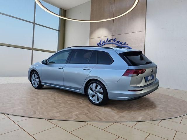 Gebraucht VW Golf VIII 131 PS (96 kW) 2021 Silber Kombi