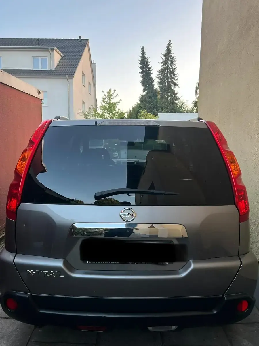 Gebraucht Nissan X-Trail 169 PS (124 kW) 2009 Grau SUV