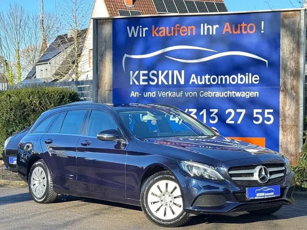 Gebraucht Mercedes C220 Avantgarde 170 PS (125 kW) 2016 Blau Limousine