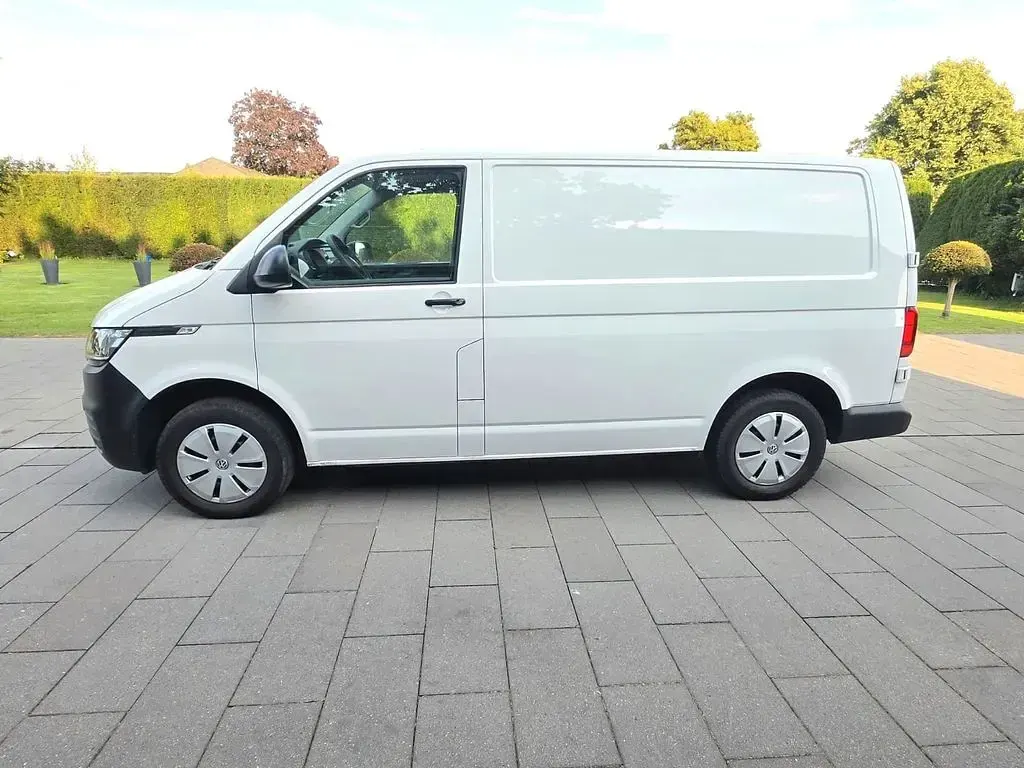 Gebraucht VW T6.1 110 PS (80 kW) 2022 Weiß Van