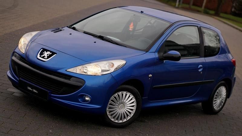 Blau Gebraucht 2009 Peugeot 206+ S Kleinwagen | 1.990 € (Superpreis) - Bild 1/4