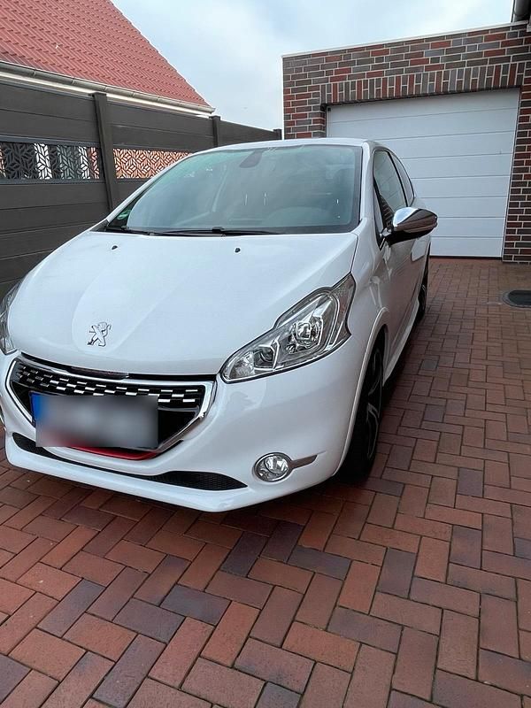 Weiß Gebraucht 2013 Peugeot 208 GTi Kleinwagen | 9.800 € (Fairer Preis) - Bild 1/4