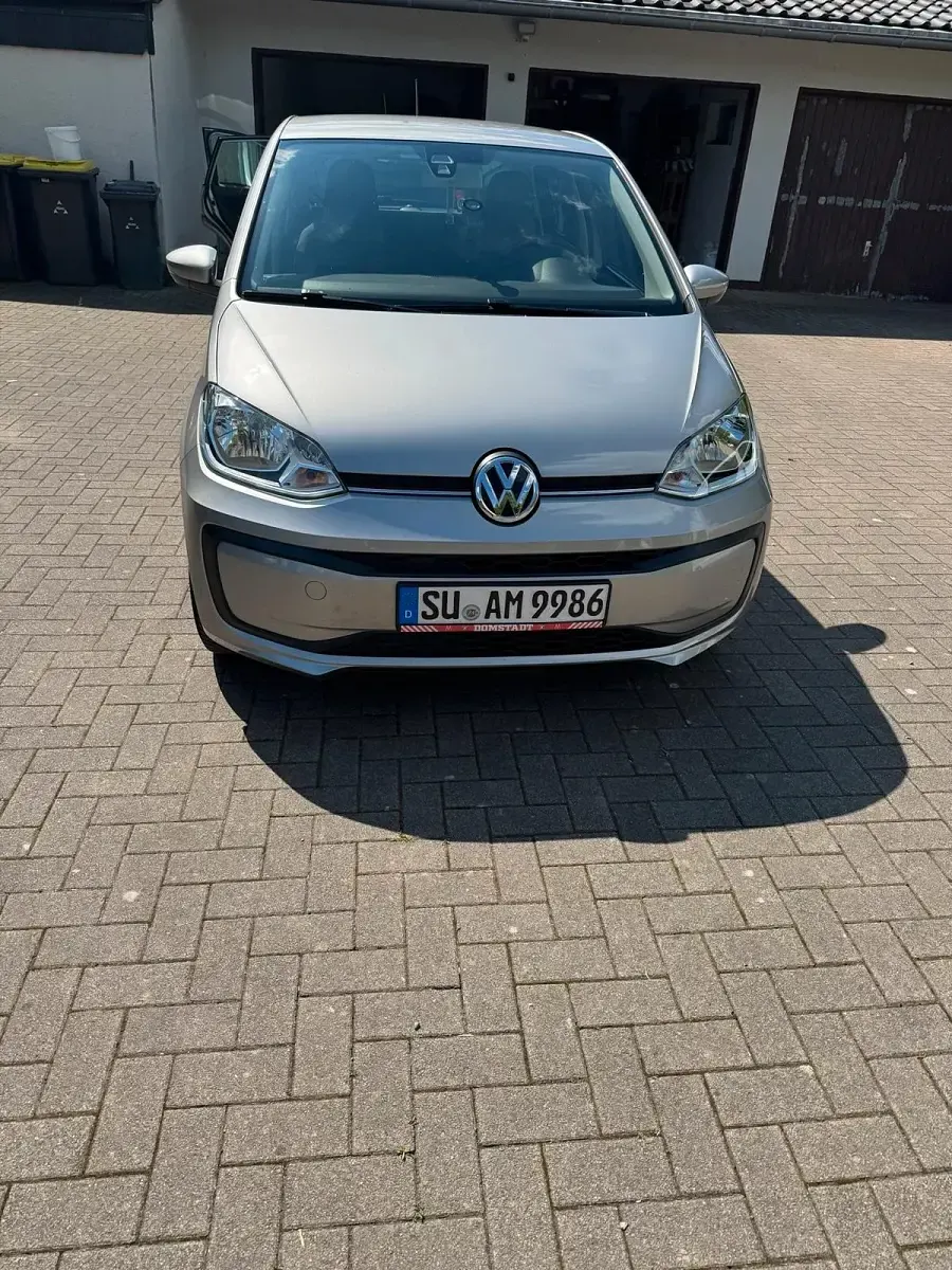 Second-hand VW up! 60 CP (44 kW) 2018 Hatchback