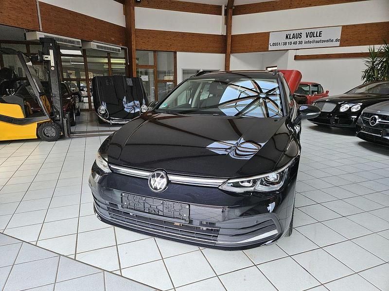 Schwarz Gebraucht 2021 VW Golf VIII Style | 22.745 € (Fairer Preis) - Bild 1/4