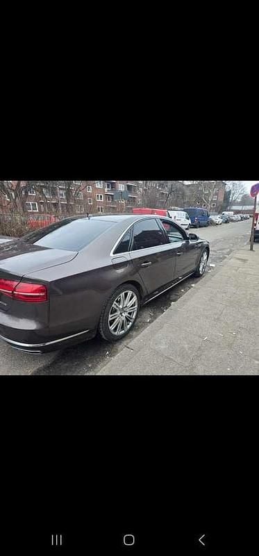 Second-hand Audi A8 262 CP (192 kW) 2015 Maro Berlinǎ
