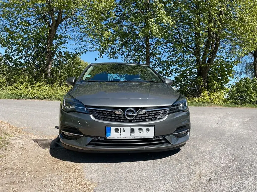 Gebraucht Opel Astra Edition 131 PS (96 kW) 2020 Grau Limousine