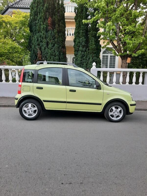 Grün Gebraucht 2003 Fiat Panda Kleinwagen | 2.650 € - Bild 1/4