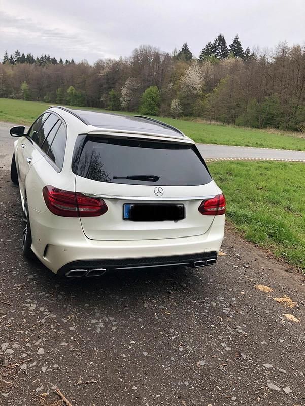 Gebraucht Mercedes C63 AMG AMG 476 PS (350 kW) 2018 Weiß Kombi