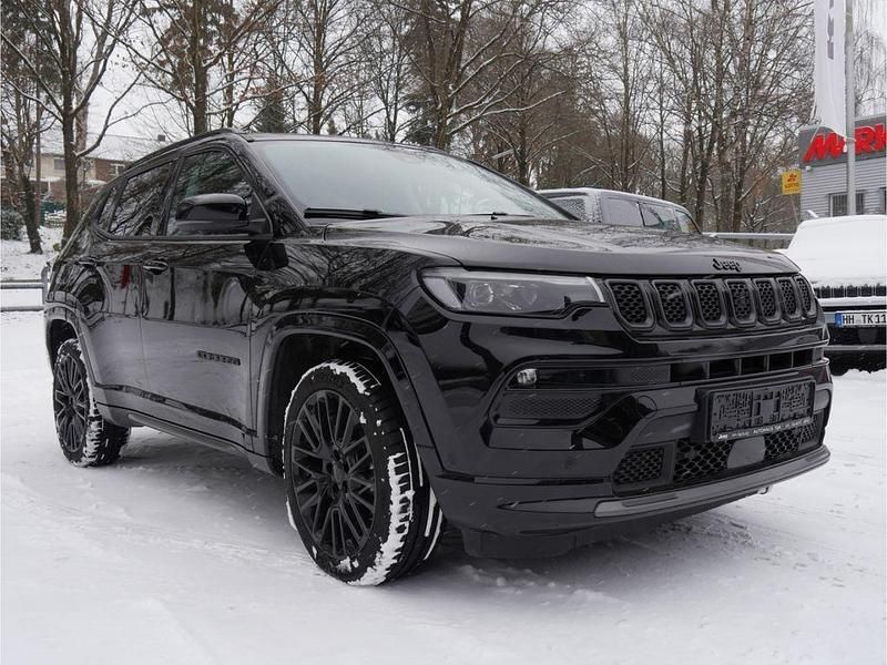 Gebraucht Jeep Compass 131 PS (96 kW) 2023 Schwarz SUV
