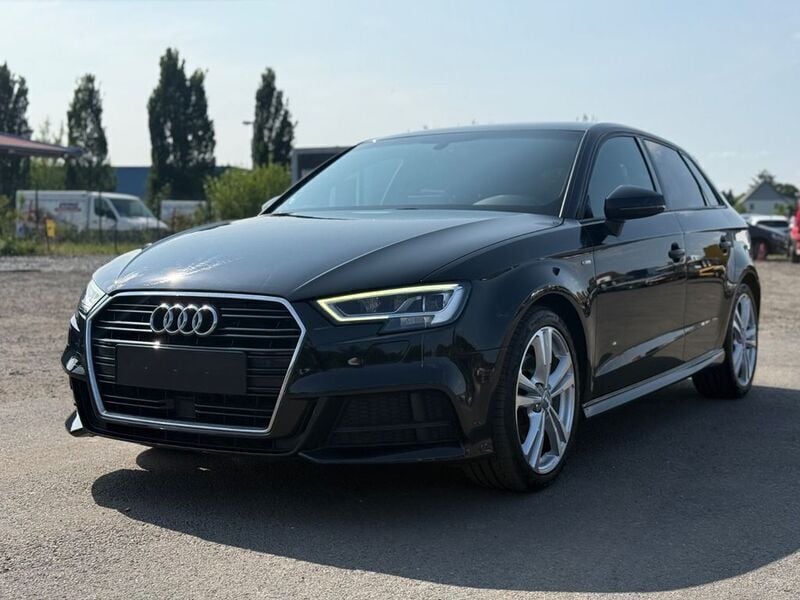 Schwarz Gebraucht 2019 Audi A3 Sportback S-Line Limousine | 16.900 € (Fairer Preis) - Bild 1/4