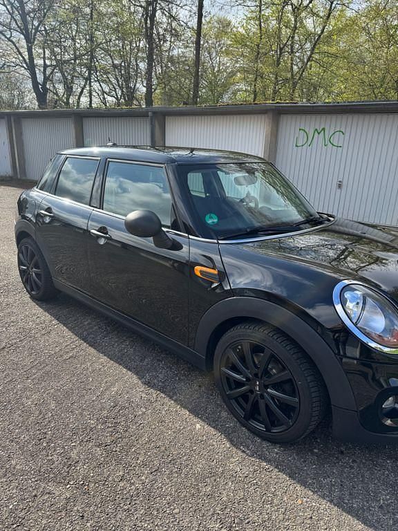 Gebraucht Mini ONE 75 PS (55 kW) 2015 Schwarz Kleinwagen