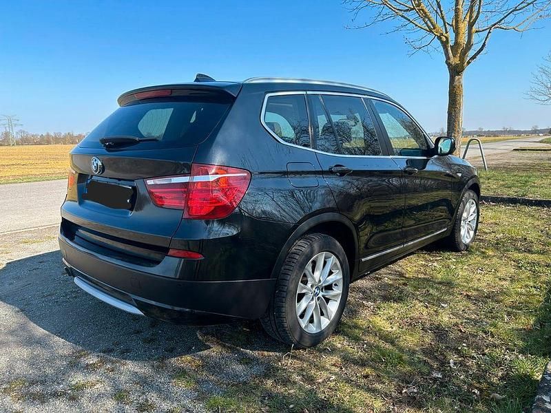 Gebraucht BMW X3 184 PS (135 kW) 2011 Schwarz SUV