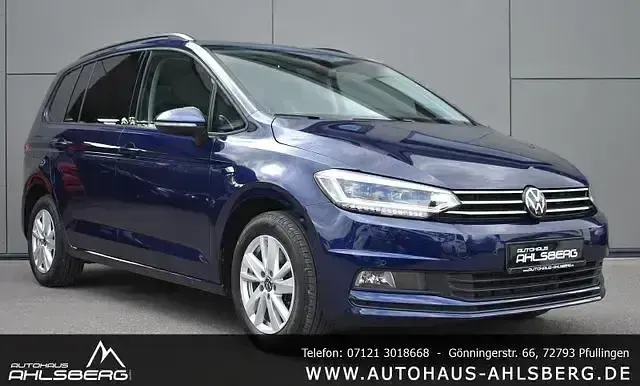 Gebraucht VW Touran Comfortline 150 PS (110 kW) 2024 Atlantik blue Van / Kleinbus