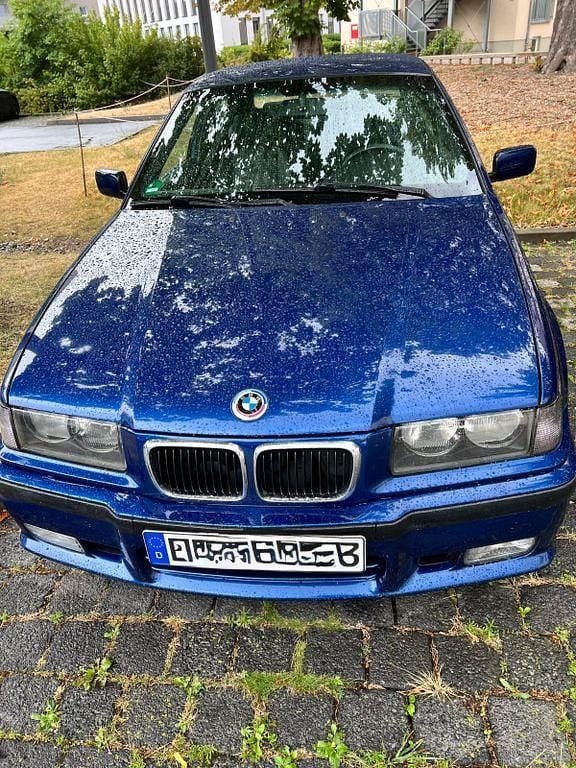 Second-hand BMW 323 170 CP (125 kW) 2000 Albastru Berlinǎ