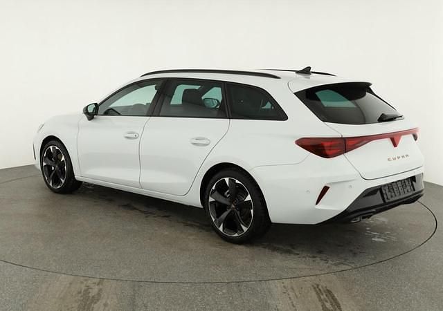 Neu Cupra Leon 150 PS (110 kW) 2026 Glacial weiß metallic glacial weiß metallic Kombi