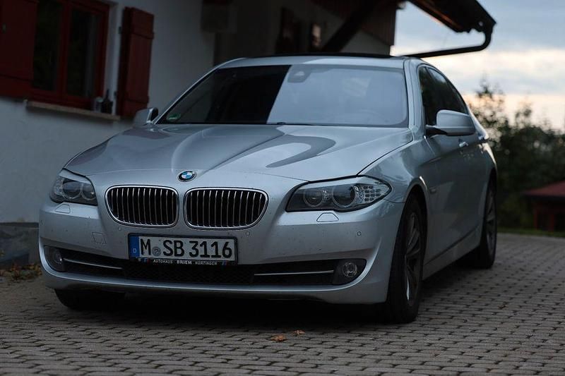 Gebraucht BMW 535 313 PS (230 kW) 2013 Silber Limousine