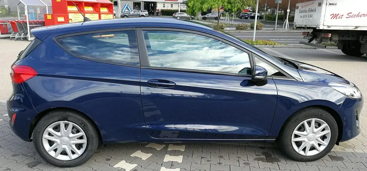 Gebraucht Ford Fiesta 100 PS (73 kW) 2017 Blau Kleinwagen