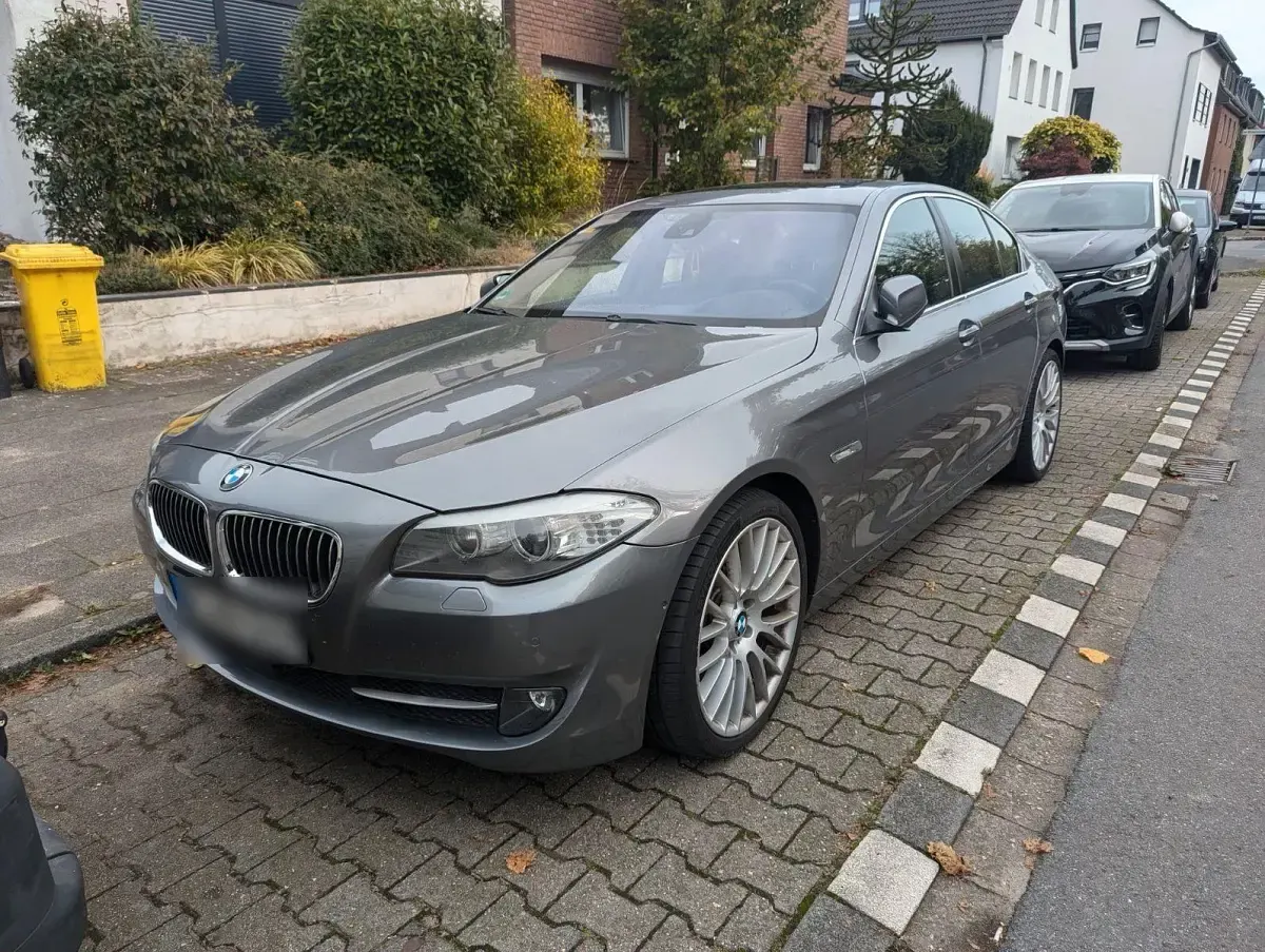 Second-hand BMW 535 306 CP (225 kW) 2010 Gri Berlinǎ
