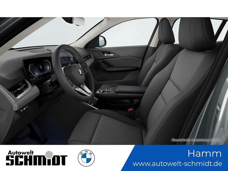 Gebraucht BMW X2 163 PS (119 kW) 2025 Skyscraper grau metallic SUV