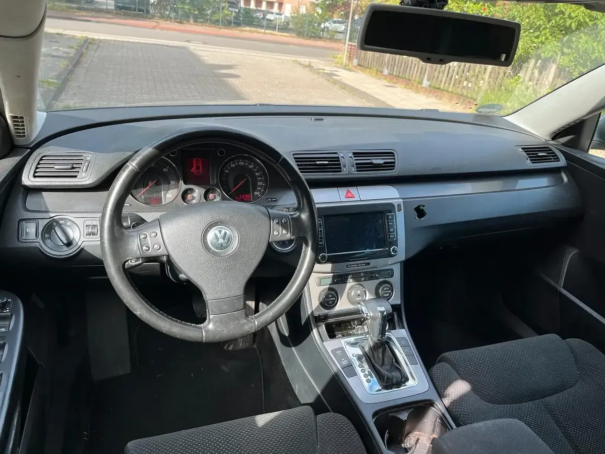 Gebraucht VW Passat 140 PS (102 kW) 2006 Grau Kombi