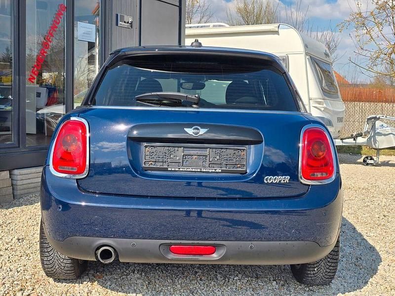 Gebraucht Mini Cooper 136 PS (100 kW) 2018 Blau Kleinwagen
