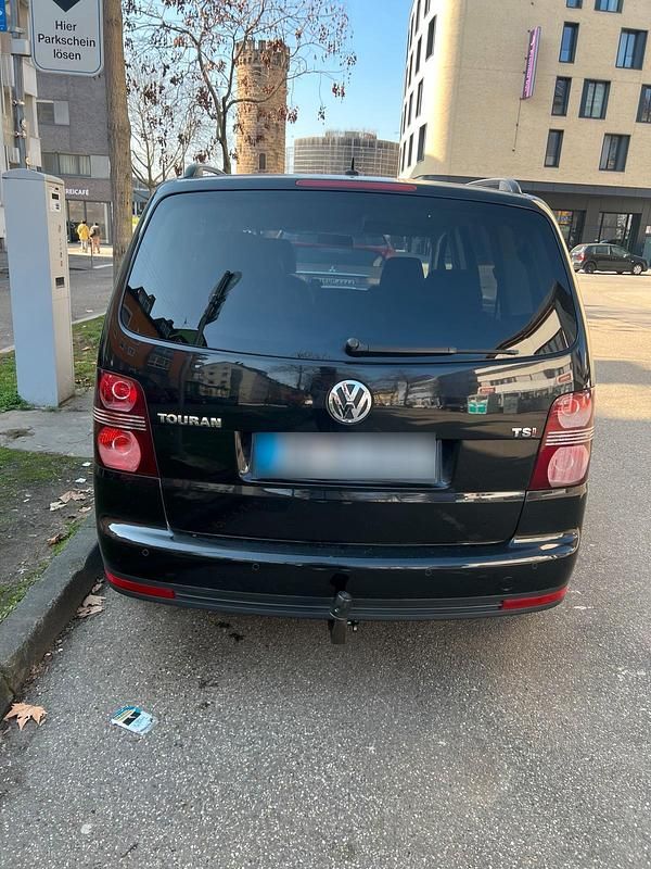 Gebraucht VW Touran 140 PS (102 kW) 2008 Schwarz Van / Kleinbus