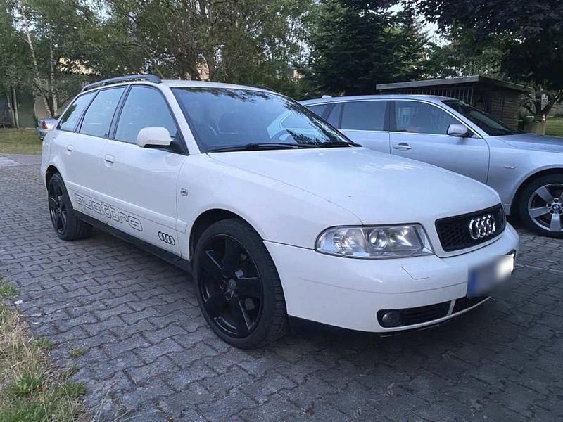 Gebraucht Audi A4 150 PS (110 kW) 1999 Weiß Kombi