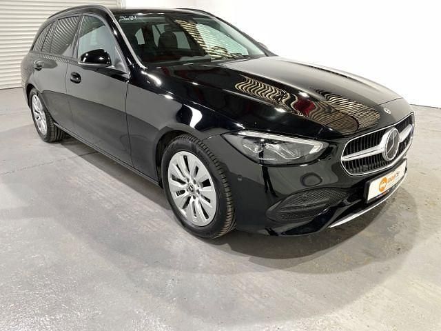 Gebraucht Mercedes C200 163 PS (119 kW) 2022 Schwarz Kombi
