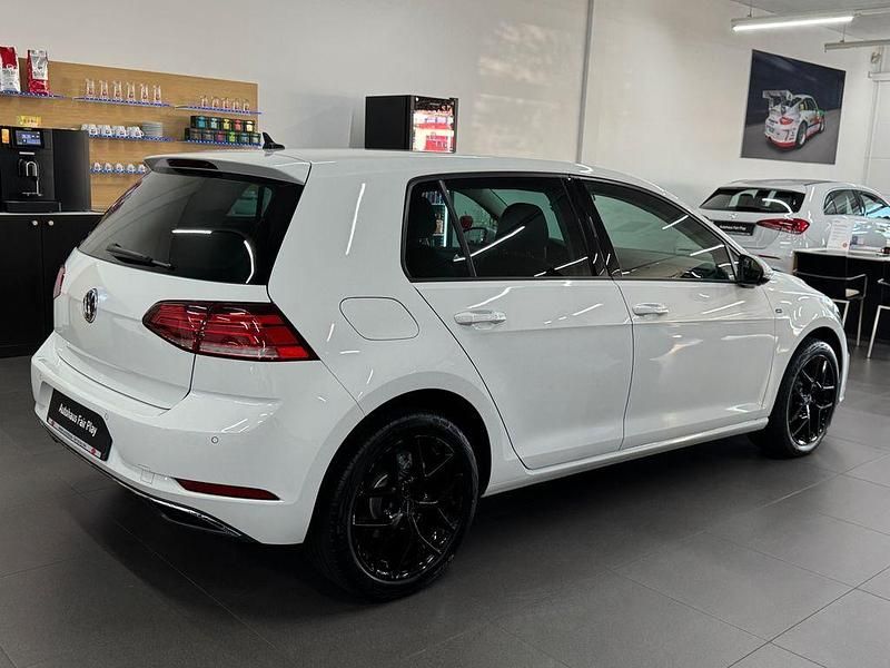 Gebraucht VW Golf VII Join 86 PS (63 kW) 2018 Weiß Limousine