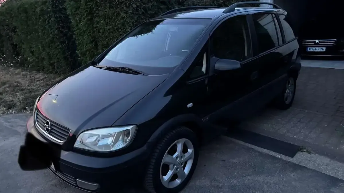 Gebraucht Opel Zafira 147 PS (108 kW) 2002 Schwarz Van / Kleinbus