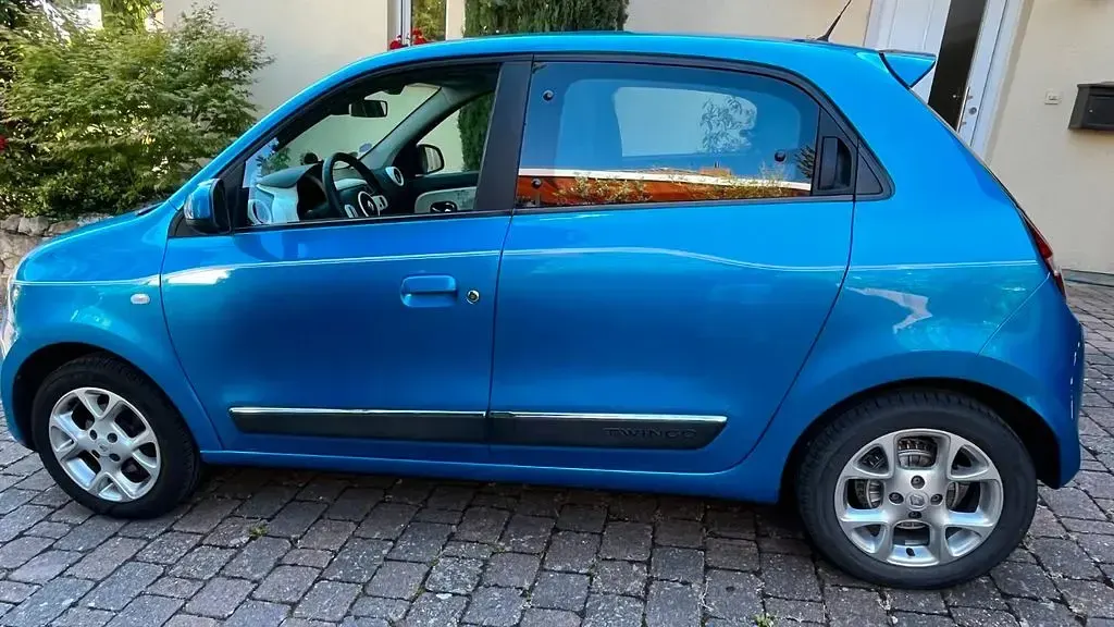 Gebraucht Renault Twingo Luxe 90 PS (66 kW) 2014 Blau Kleinwagen
