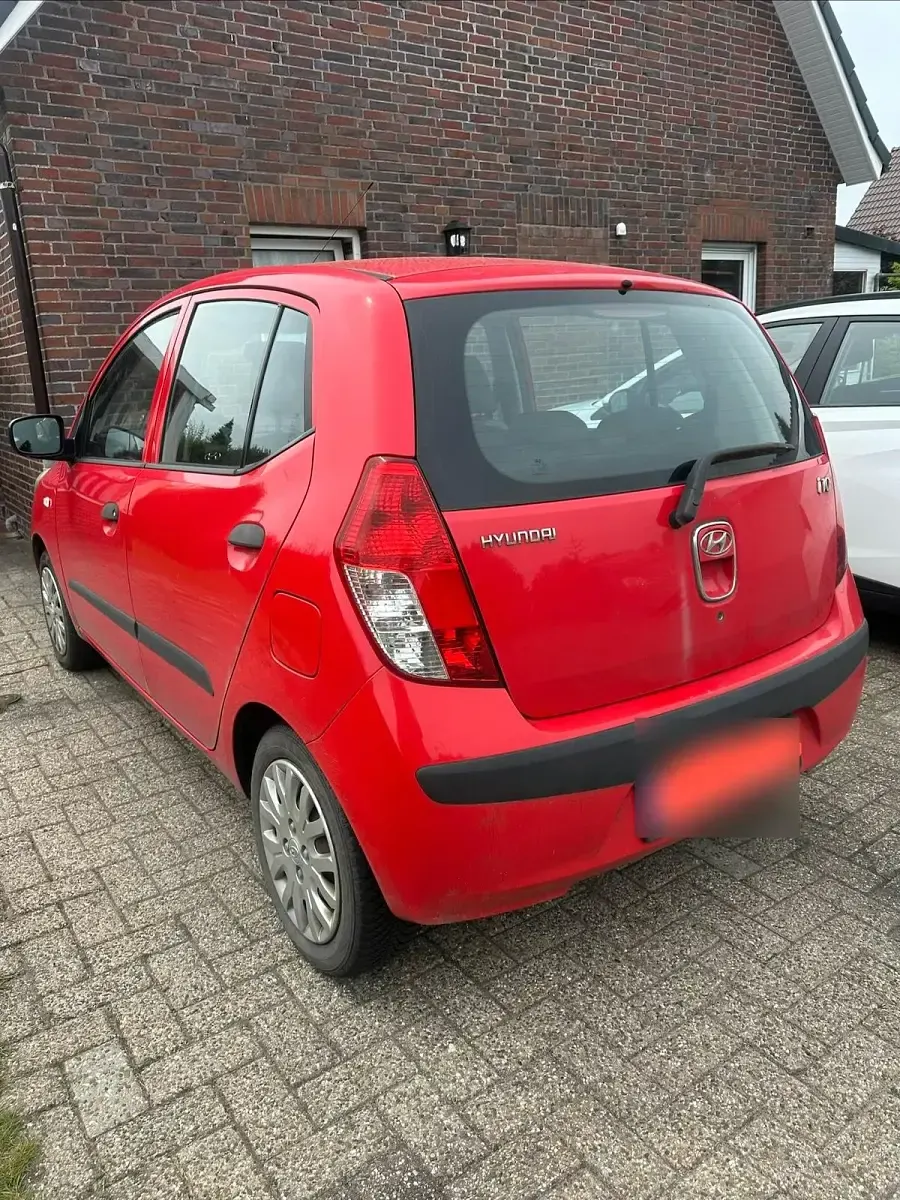 Gebraucht Hyundai i10 67 PS (49 kW) 2009 Rot Kleinwagen