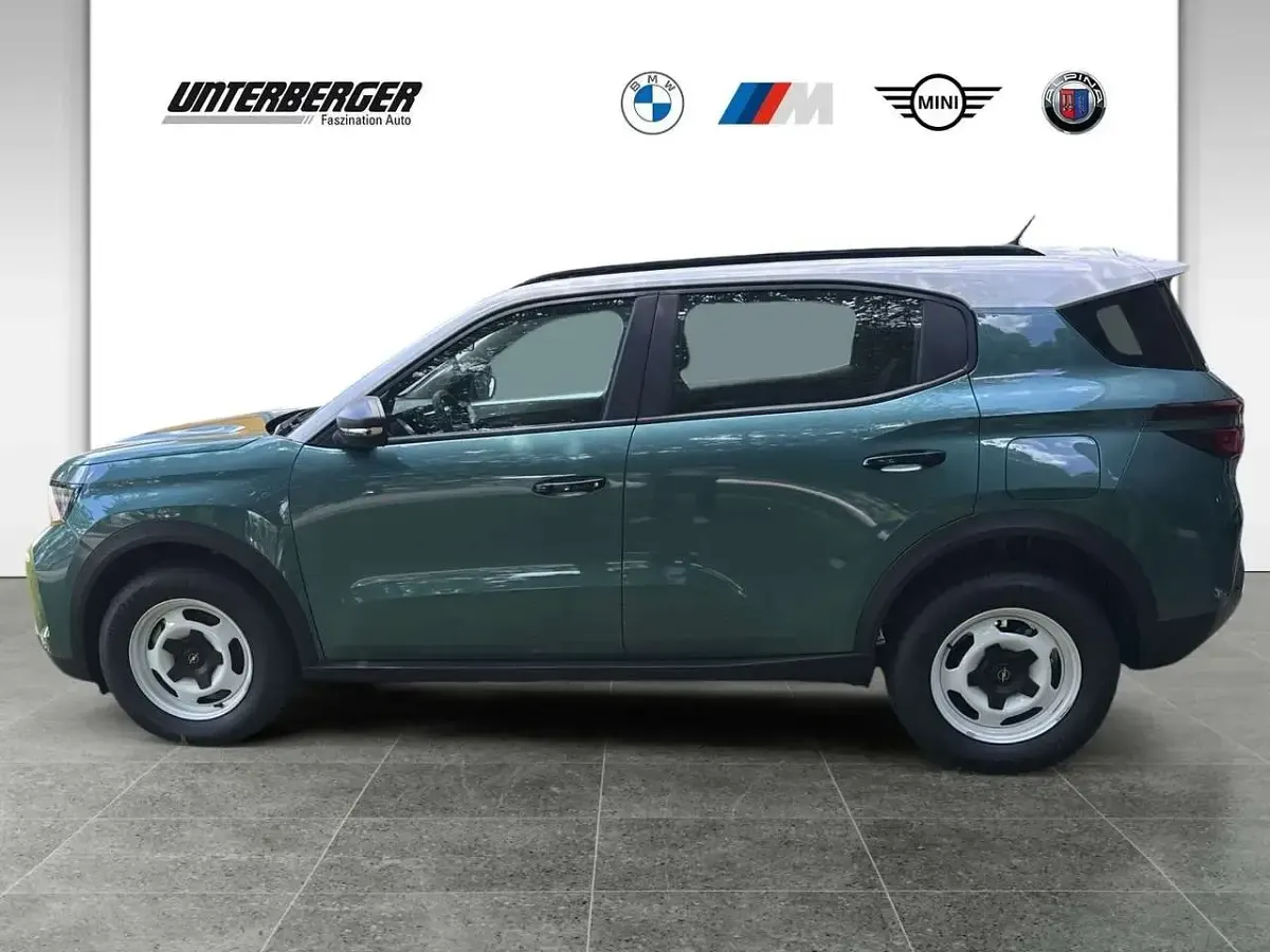 Neu Opel Frontera Edition 145 PS (106 kW) 2025 Khaki grün SUV